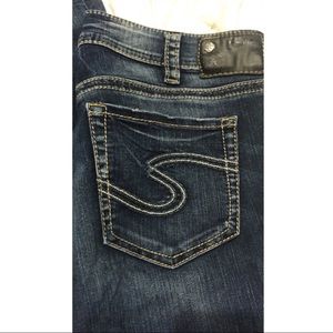 SILVER JEANS (SUKI MID SUPER SKINNY)